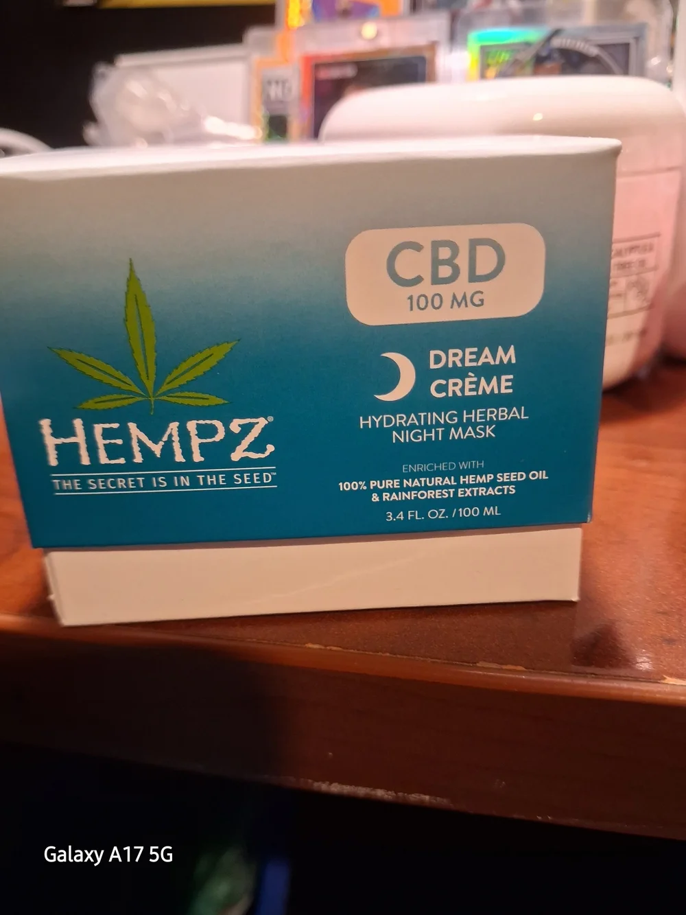 5 Pc Hempz CBD Hydrating Herbal Bath & Body Set in Pink and White